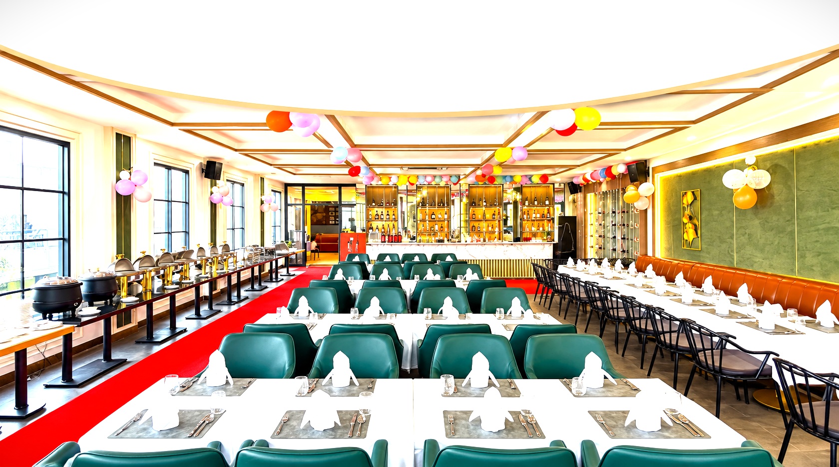 Interior of Cambana St.2004